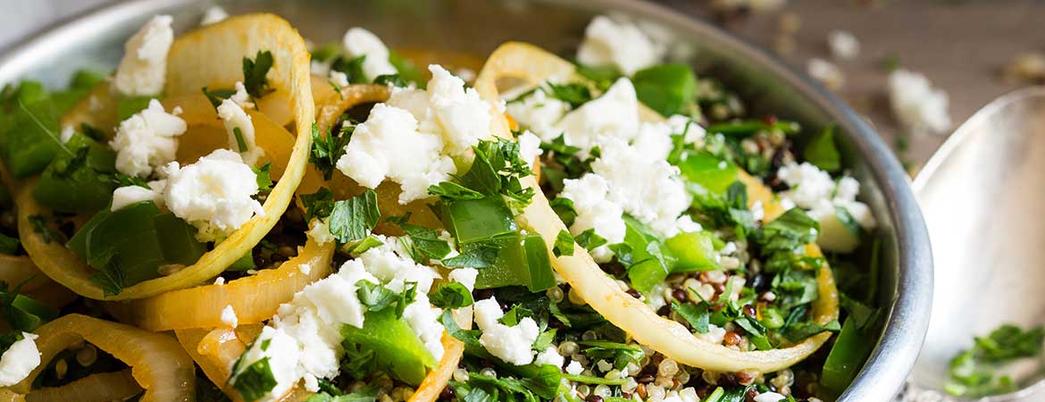 Quinoa Met Spinazie Een Lekkere Vegetarische Salade