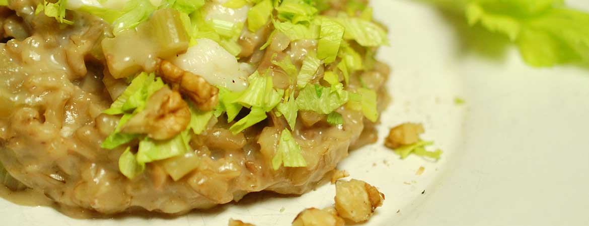 Risotto met bleekselderij en gorgonzola