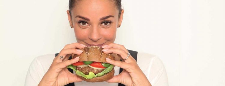 Hamburgers van Fajah Lourens (Killerbody 2) - Gezond aan tafel - recept