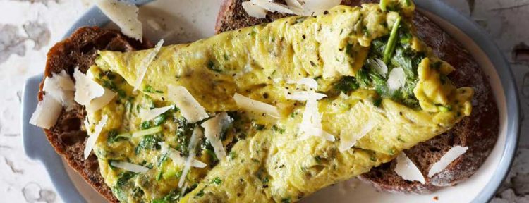 Omelet met voorjaarskruiden en parmezaanse kaas - Gezond aan tafel - recept