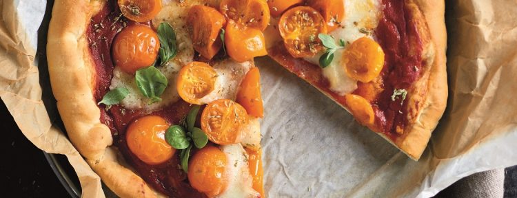 Pizza met buffelmozzarella en gele tomaatjes - Gezond aan tafel - recept